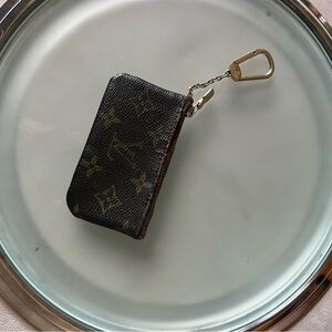Louis Vuitton Black and Gold Monogram Key Holder